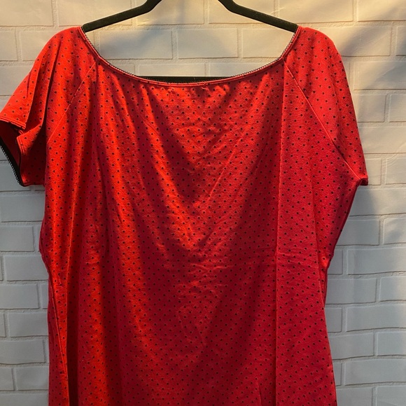 Hell Bunny Red retro style top - Picture 3 of 4